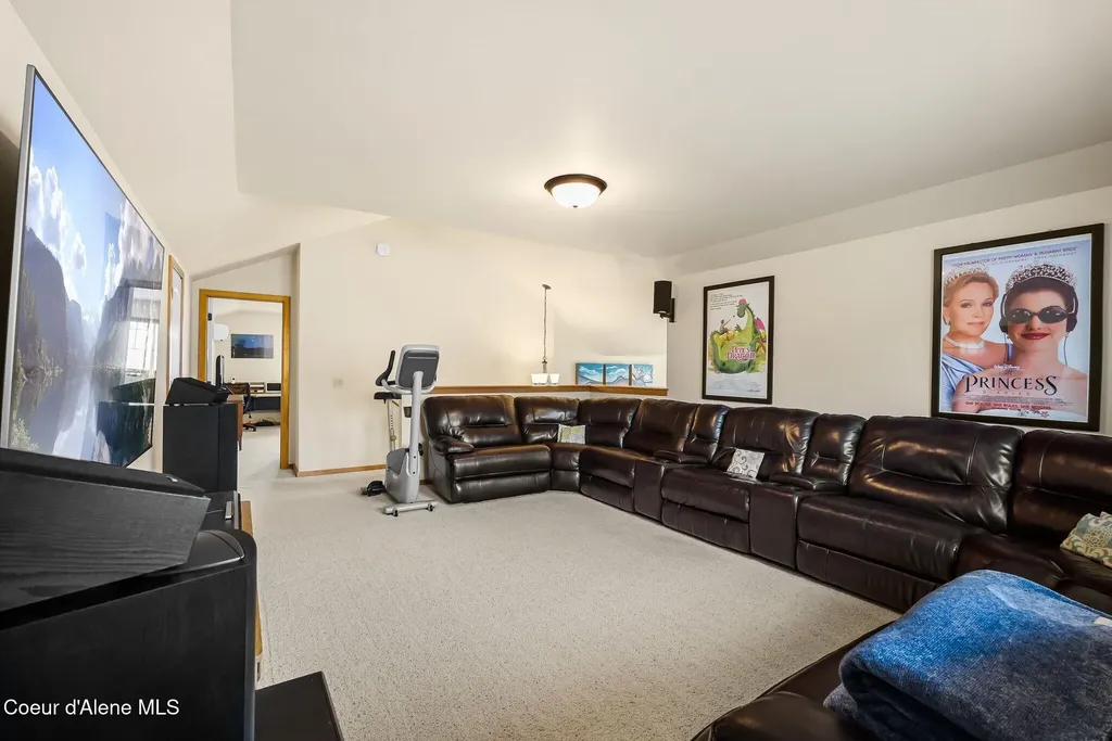 404 Lundblad Place Dover ID 83825