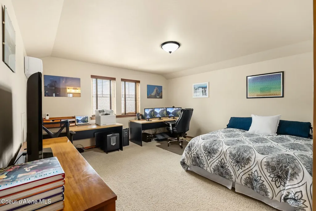 404 Lundblad Place Dover ID 83825