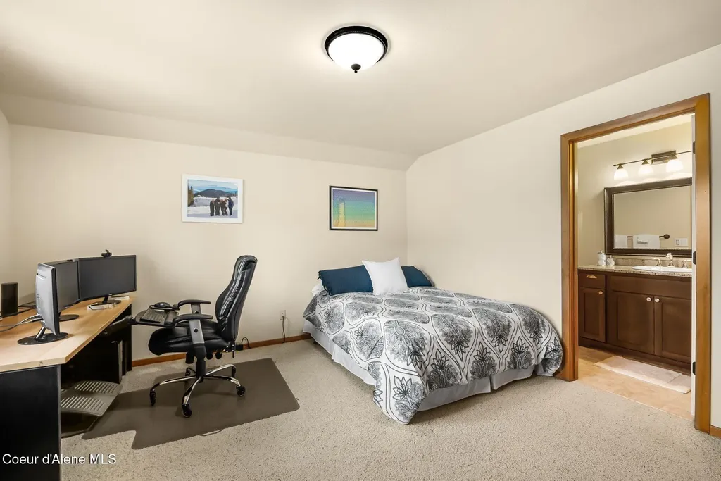 404 Lundblad Place Dover ID 83825