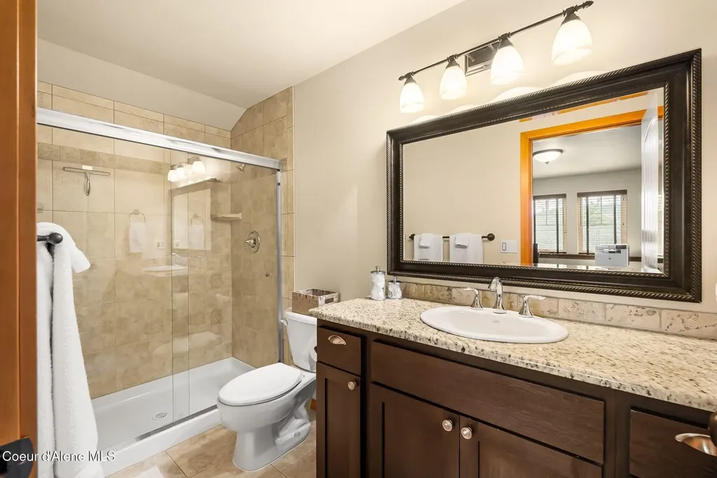 404 Lundblad Place Dover ID 83825