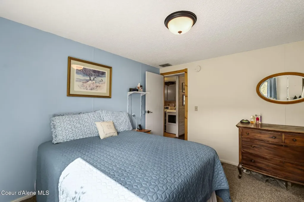 3464 Upper Pack River Road Sandpoint ID 83864