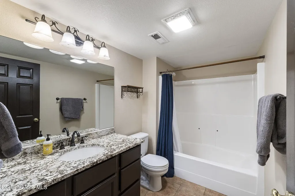 1456 W Longhorn Street Rathdrum ID 83858