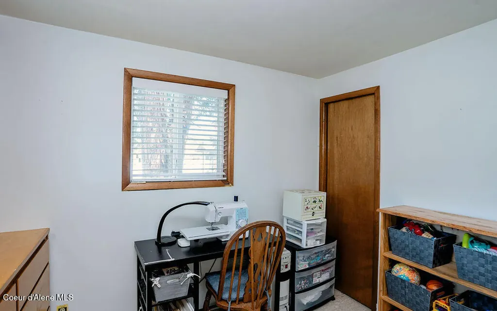 407 S 5th Street Pinehurst ID 83850