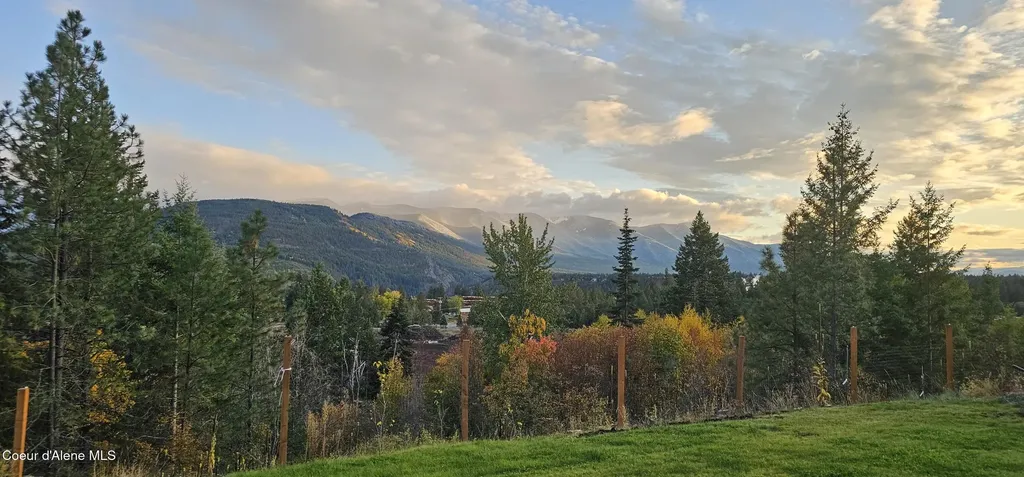 43 Connie Place Moyie Springs ID 83845