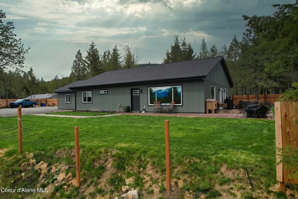 43 Connie Place Moyie Springs ID 83845