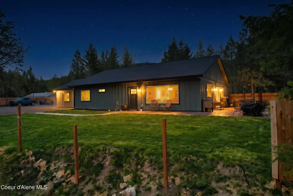 43 Connie Place Moyie Springs ID 83845