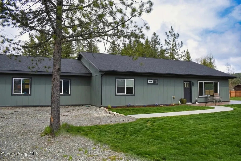 43 Connie Place Moyie Springs ID 83845
