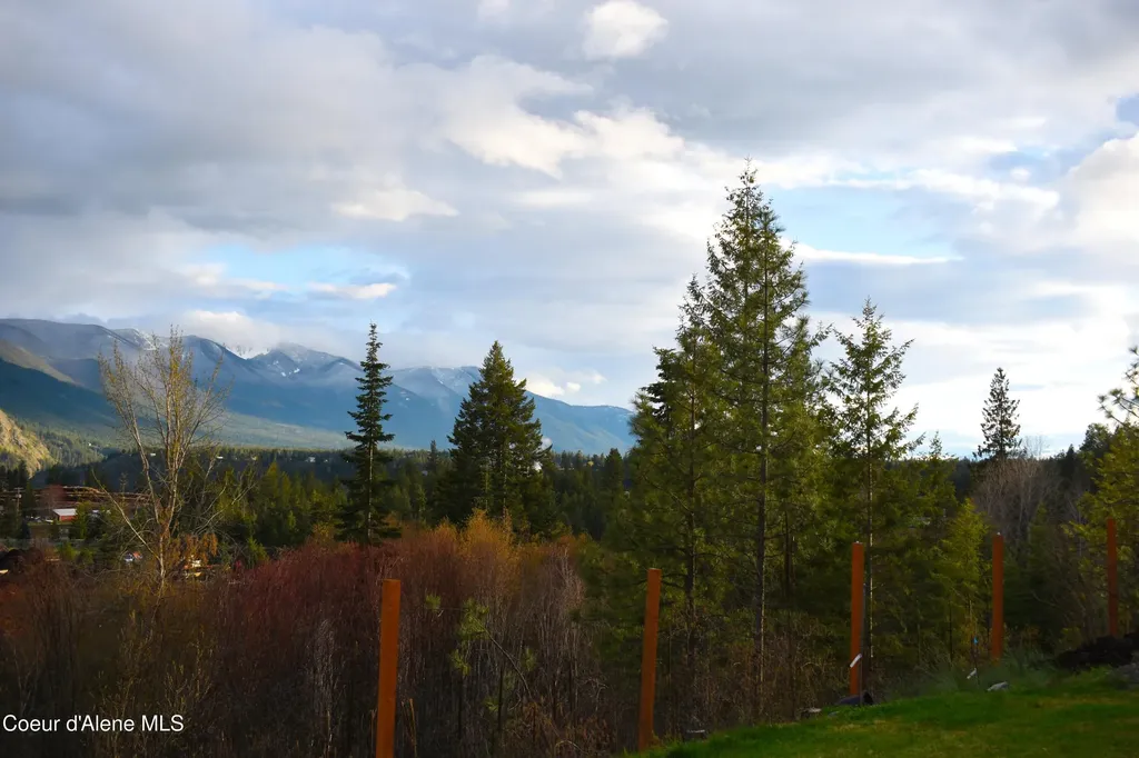 43 Connie Place Moyie Springs ID 83845