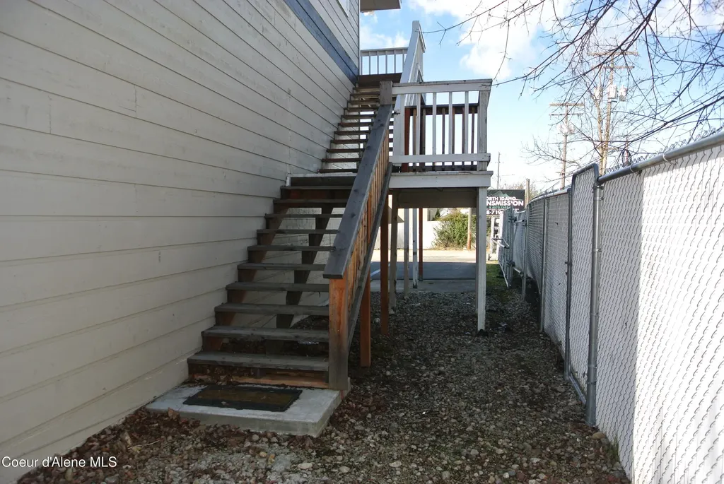 108 E Hanley Avenue Dalton Gardens ID 83815