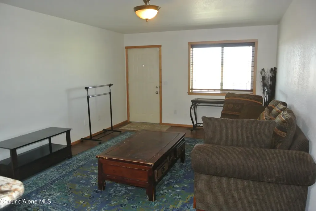 108 E Hanley Avenue Dalton Gardens ID 83815