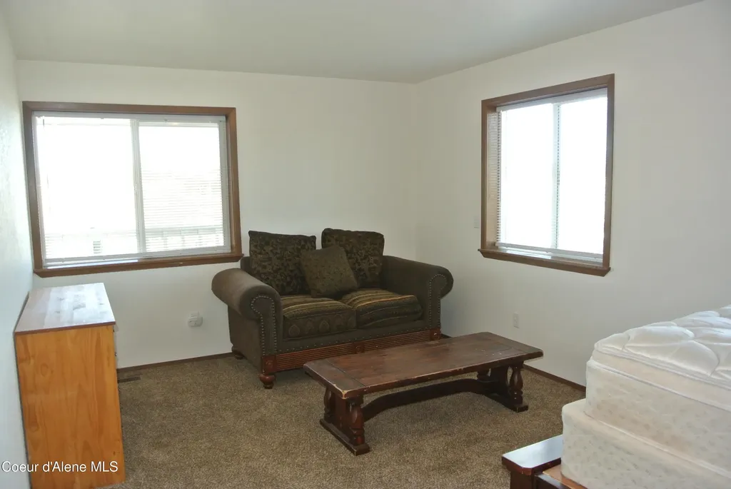 108 E Hanley Avenue Dalton Gardens ID 83815