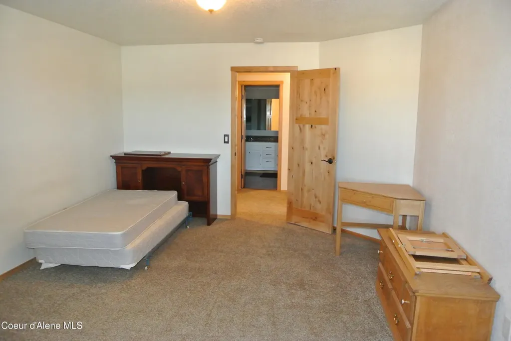 108 E Hanley Avenue Dalton Gardens ID 83815