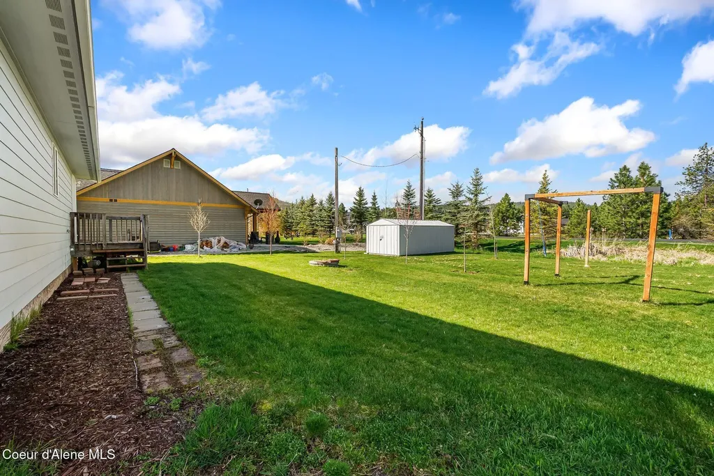 302 Mill Road Dover ID 83825