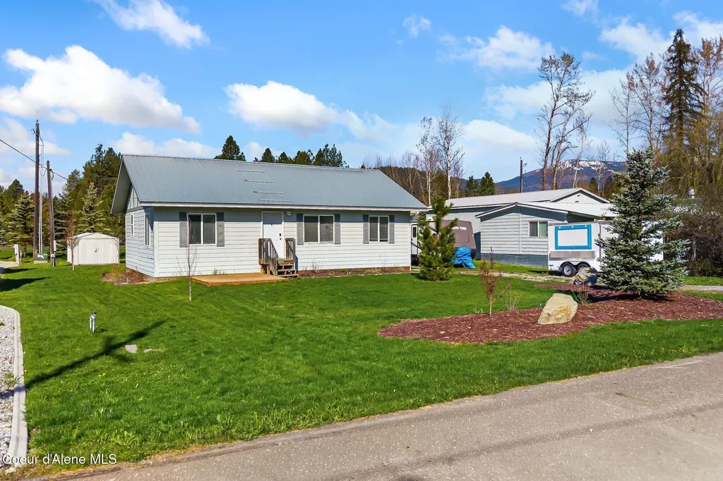 302 Mill Road Dover ID 83825