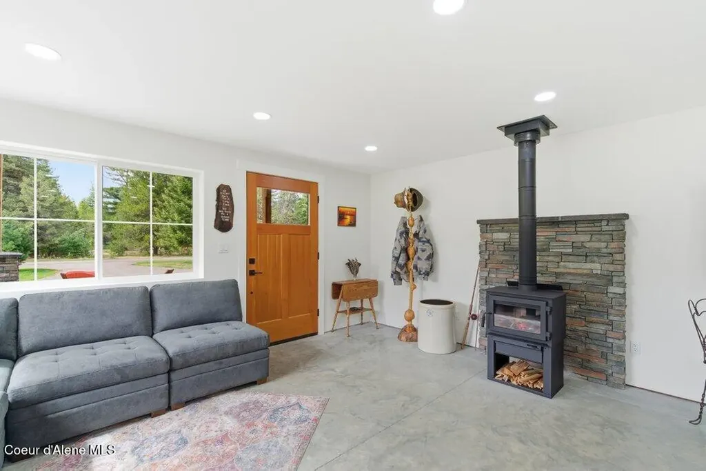 92 Bluebird Lane Clark Fork ID 83811