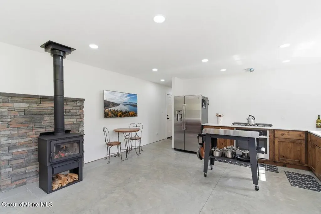 92 Bluebird Lane Clark Fork ID 83811