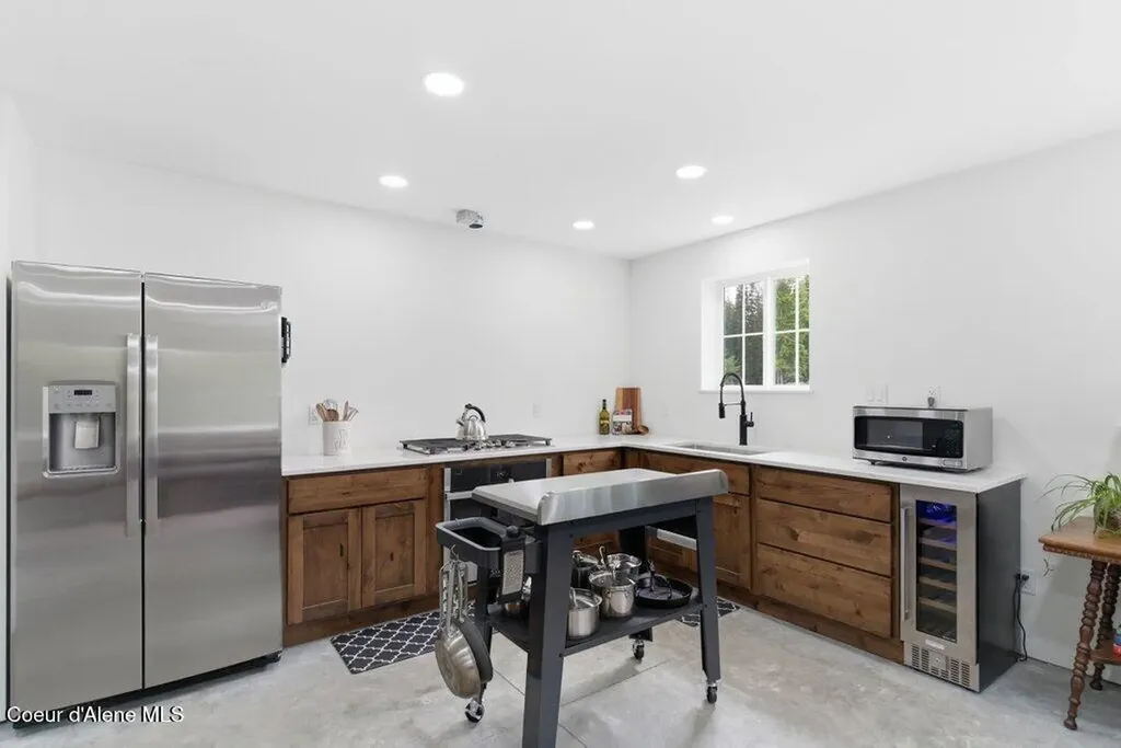 92 Bluebird Lane Clark Fork ID 83811