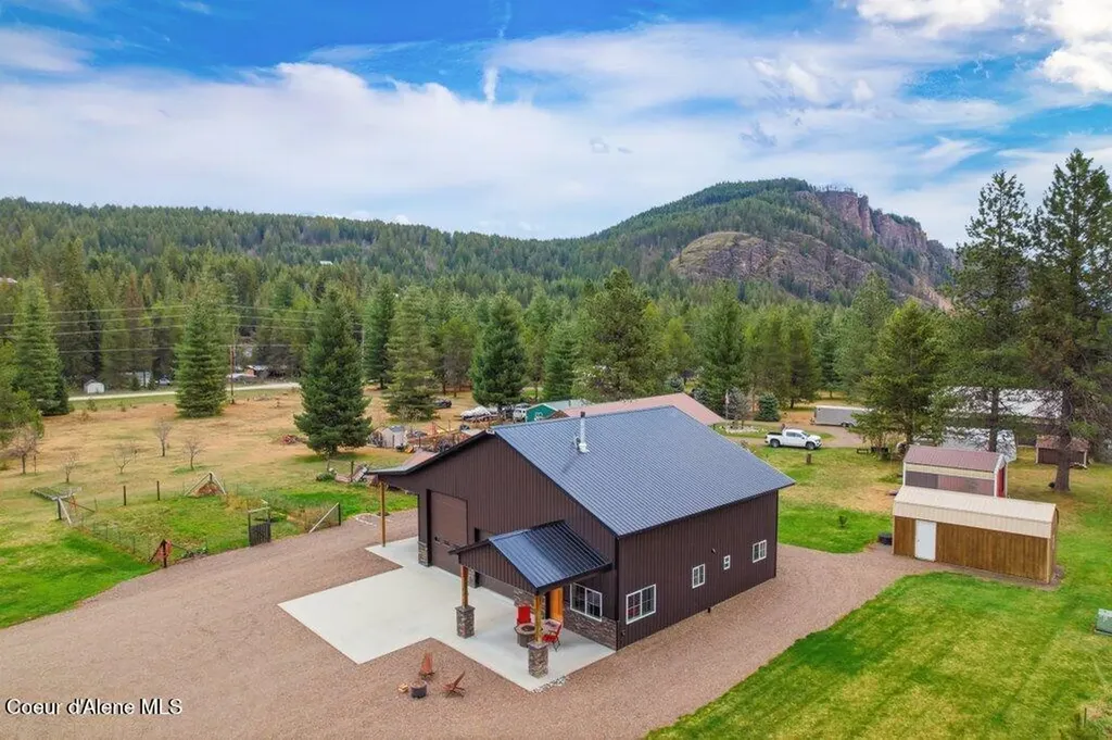 92 Bluebird Lane Clark Fork ID 83811