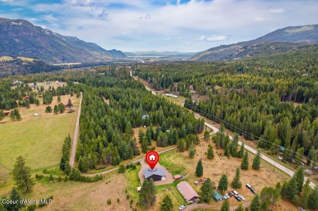92 Bluebird Lane Clark Fork ID 83811