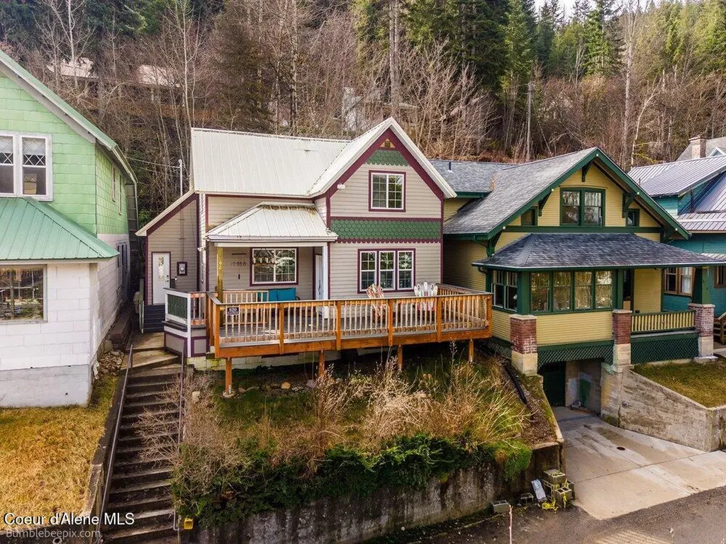 620 Pearl Street Wallace ID 83873