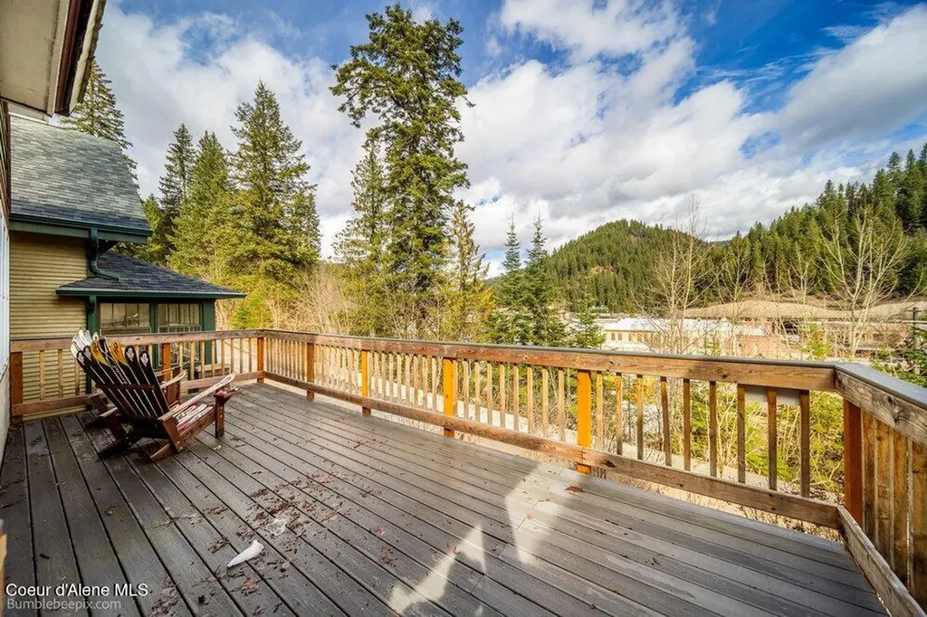 620 Pearl Street Wallace ID 83873