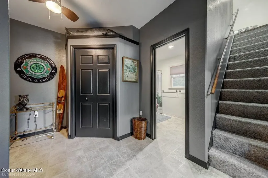 620 Pearl Street Wallace ID 83873