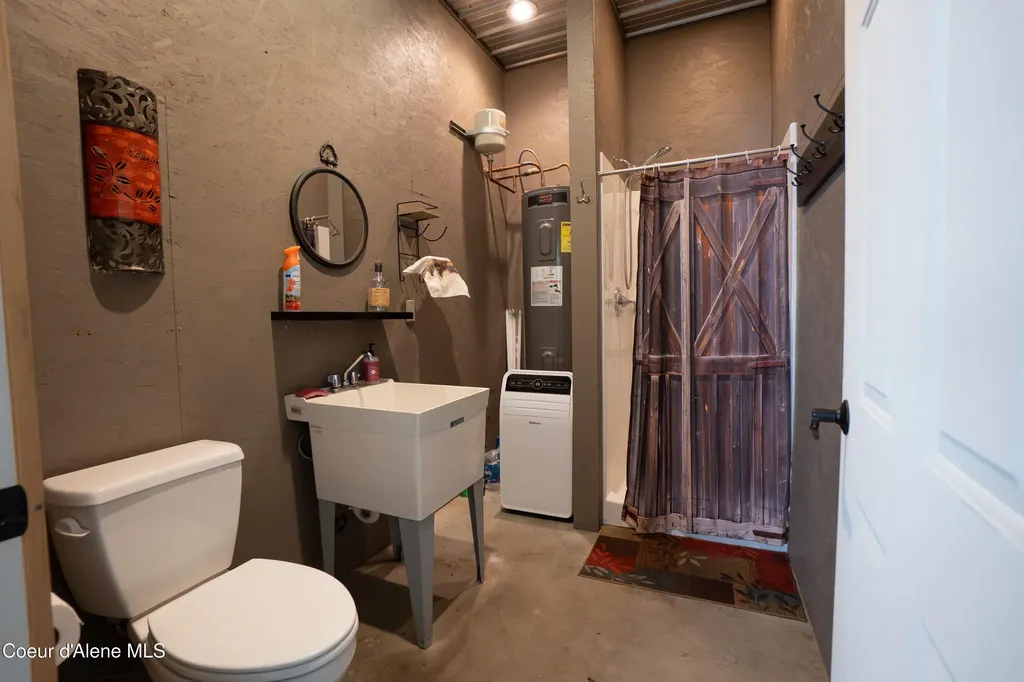 237 Scenic Drive Bonners Ferry ID 83805