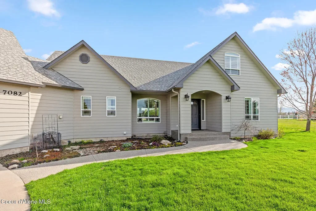 7082 E Poleline Avenue Post Falls ID 83854