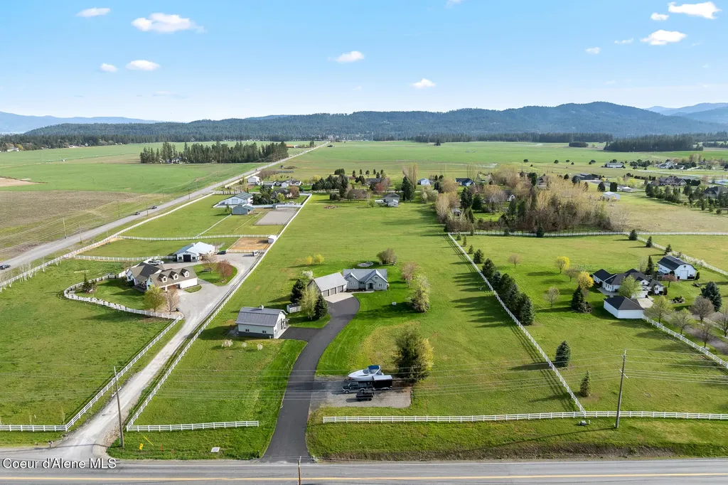 7082 E Poleline Avenue Post Falls ID 83854