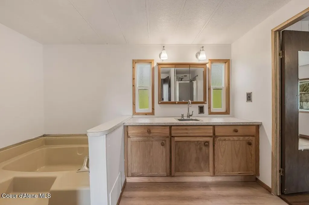 7331 Apache Street Bonners Ferry ID 83805