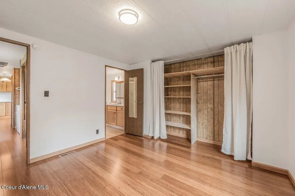 7331 Apache Street Bonners Ferry ID 83805