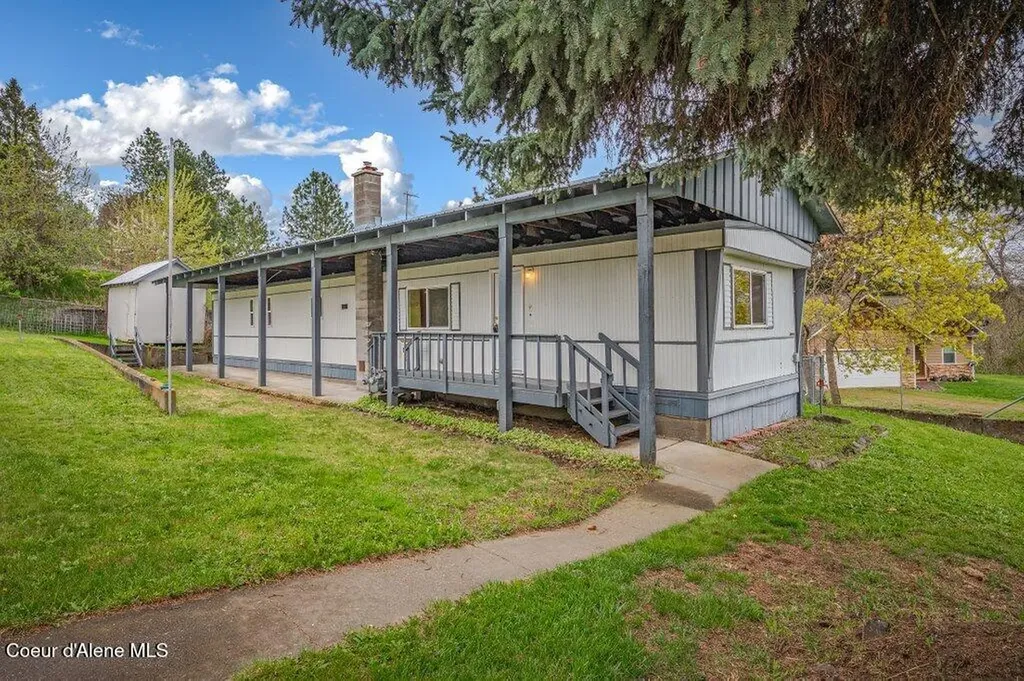 7331 Apache Street Bonners Ferry ID 83805