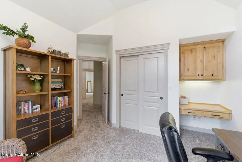 12377 N Bradbury Drive Hayden ID 83835