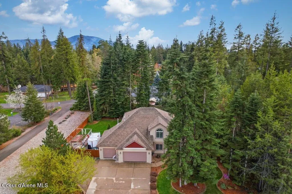 12377 N Bradbury Drive Hayden ID 83835