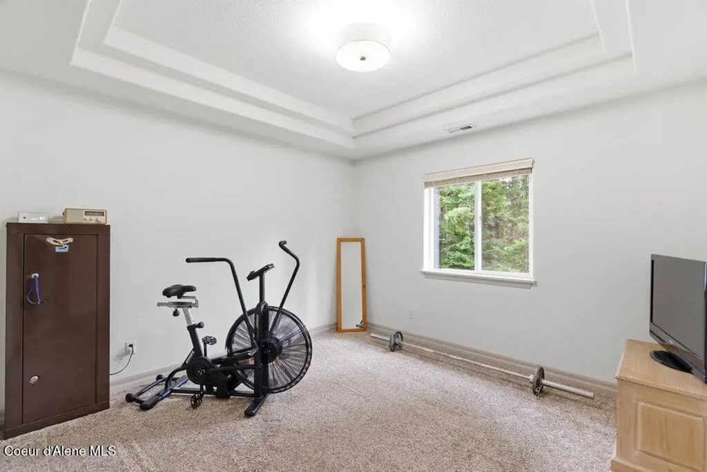 12377 N Bradbury Drive Hayden ID 83835