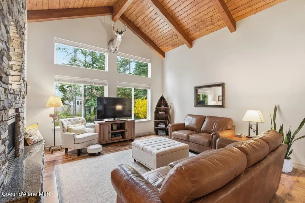 12377 N Bradbury Drive Hayden ID 83835