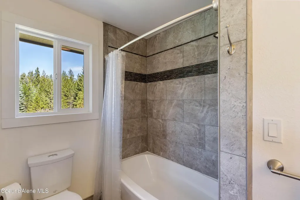 1169 Algoma Spur Road Sagle ID 83860