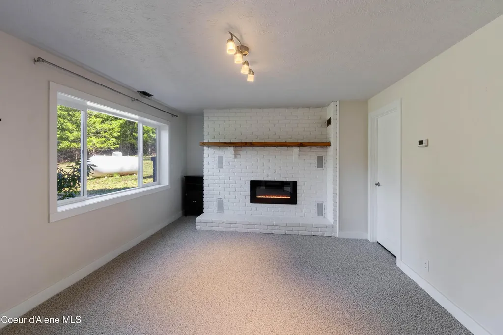 1169 Algoma Spur Road Sagle ID 83860