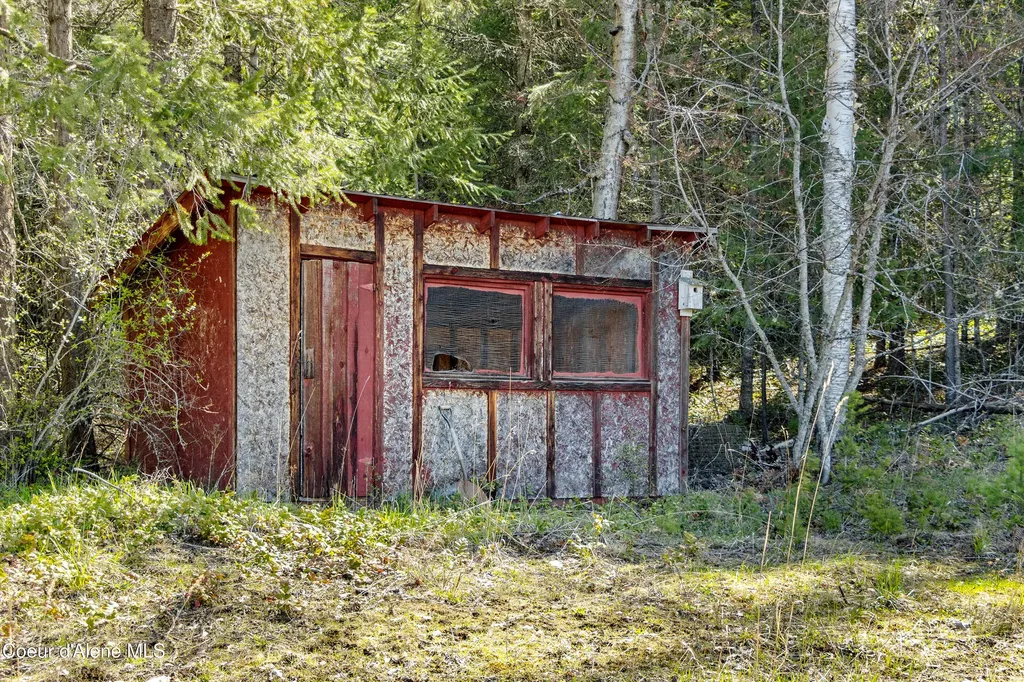 1169 Algoma Spur Road Sagle ID 83860