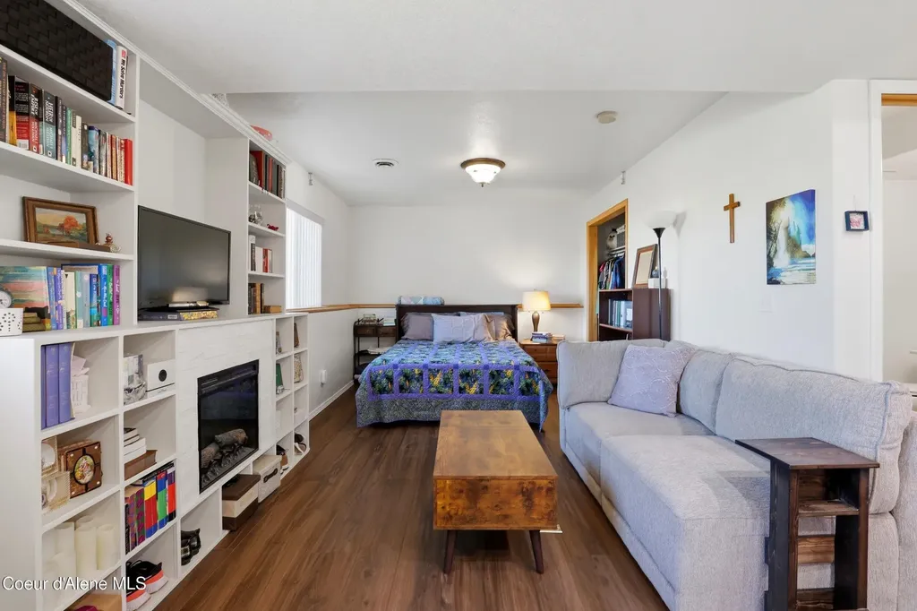 2037 N Westwind Drive Post Falls ID 83854