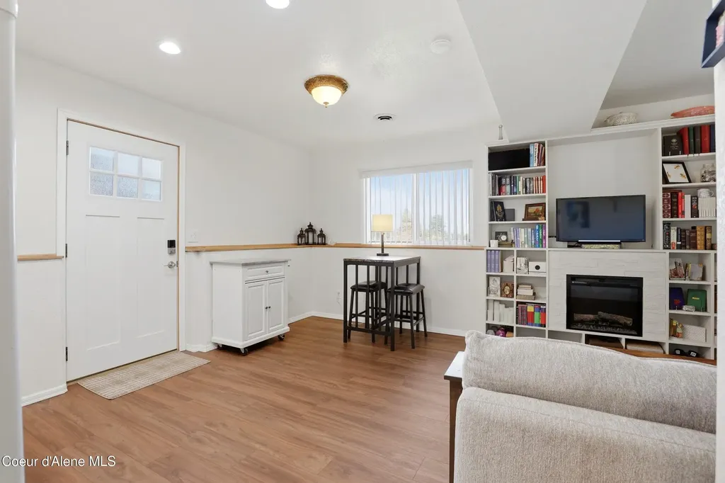 2037 N Westwind Drive Post Falls ID 83854