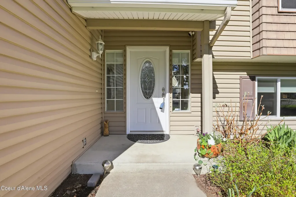 2037 N Westwind Drive Post Falls ID 83854