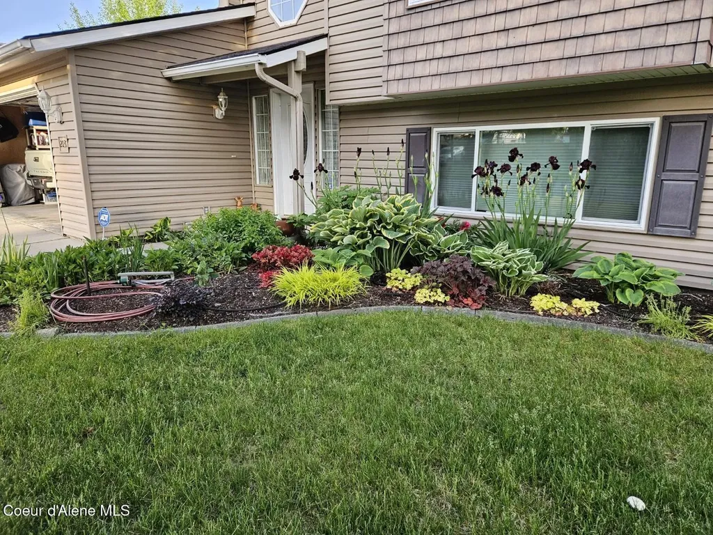 2037 N Westwind Drive Post Falls ID 83854
