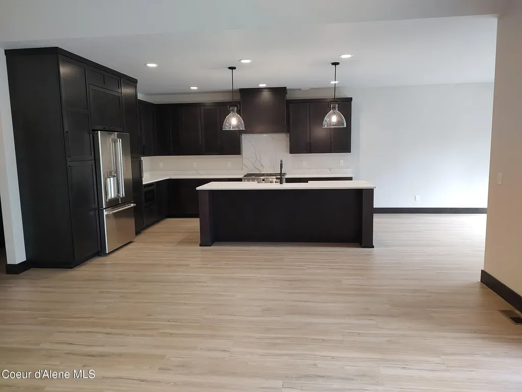 25787 N Dickens Road Athol ID 83801