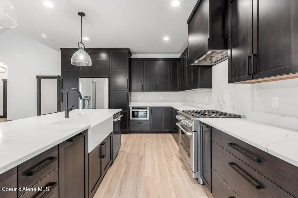 25787 N Dickens Road Athol ID 83801