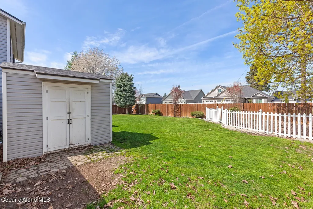 9179 N Prescott Drive Hayden ID 83835