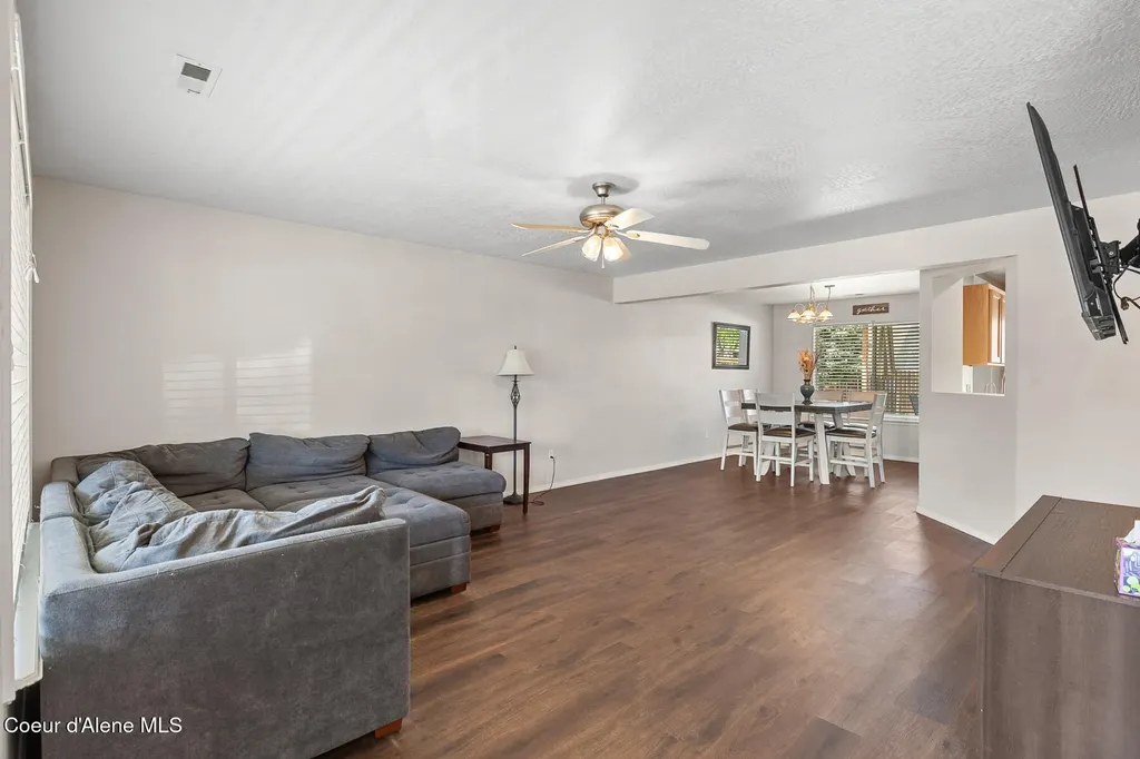 9179 N Prescott Drive Hayden ID 83835
