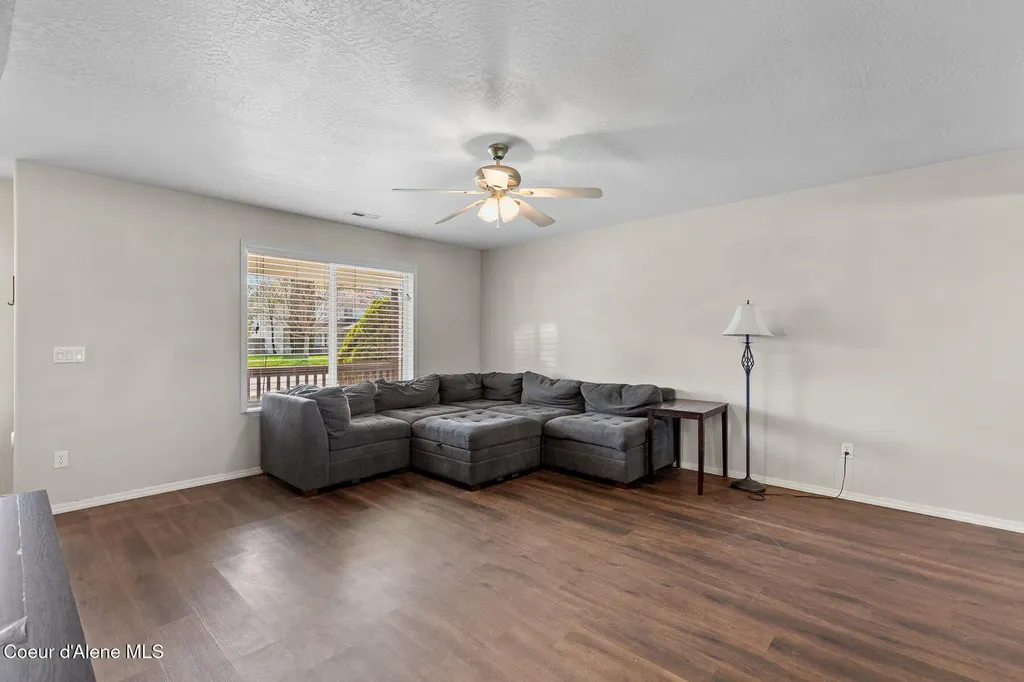 9179 N Prescott Drive Hayden ID 83835
