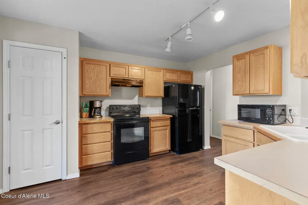 9179 N Prescott Drive Hayden ID 83835