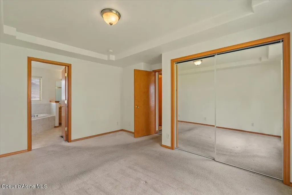 8270 N Ainsworth Drive Hayden ID 83835